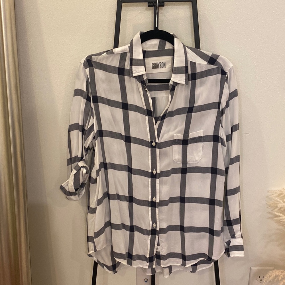 Grayson Button Up